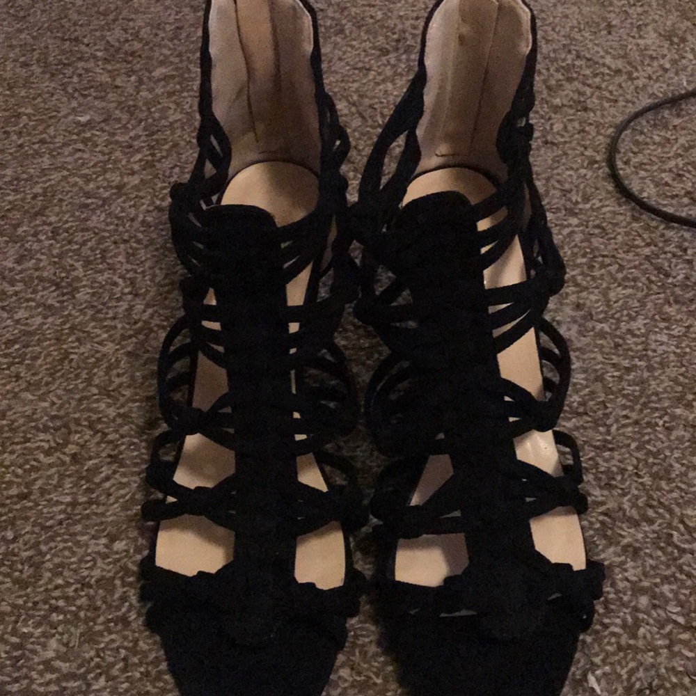 Size 8 never worn. New without tags Qupid brand.